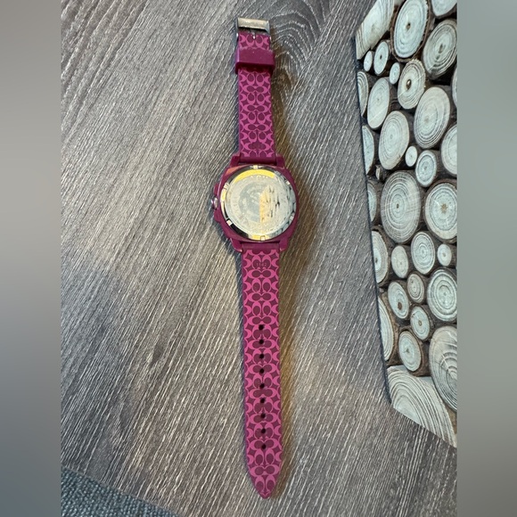 Coach Boyfriend Berry Watch silicone band rhinestone dial designer timepiece - Picture 5 of 5
